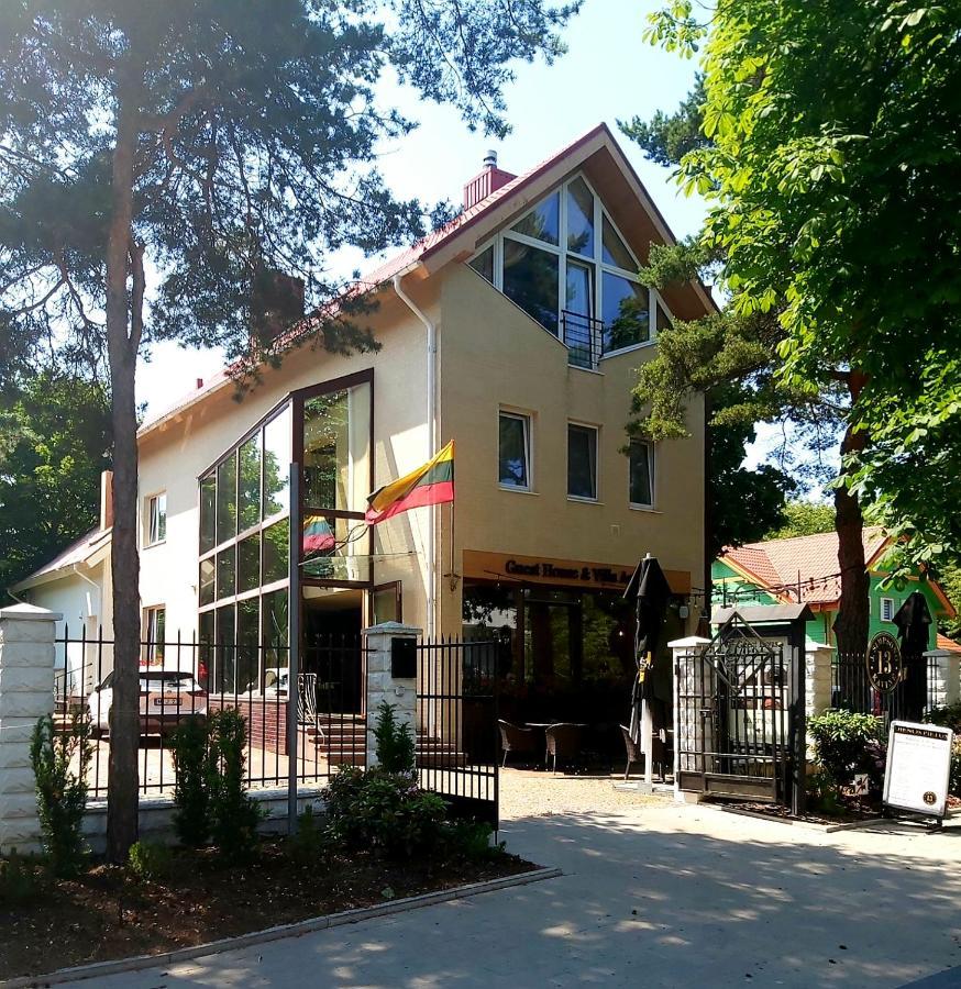Guest House & Villa Astoma Palanga Exterior foto